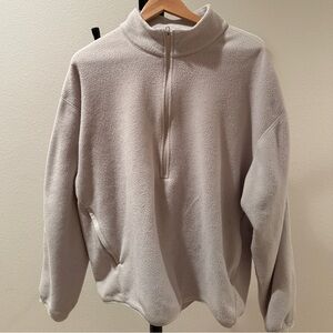 Lululemon Men's Half-Zip Fleece Pullover - Light Beige. Size: Large